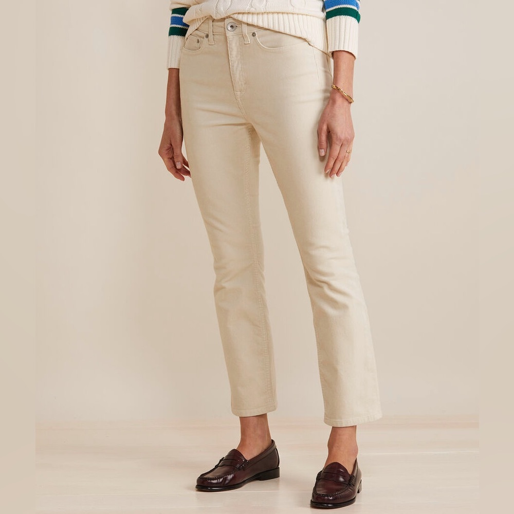 NWT Vineyard Vines straight crop high rise corduroy pants.Size 28 in Pina Colada